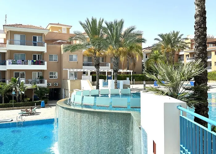 H&O Golden Sun Suite