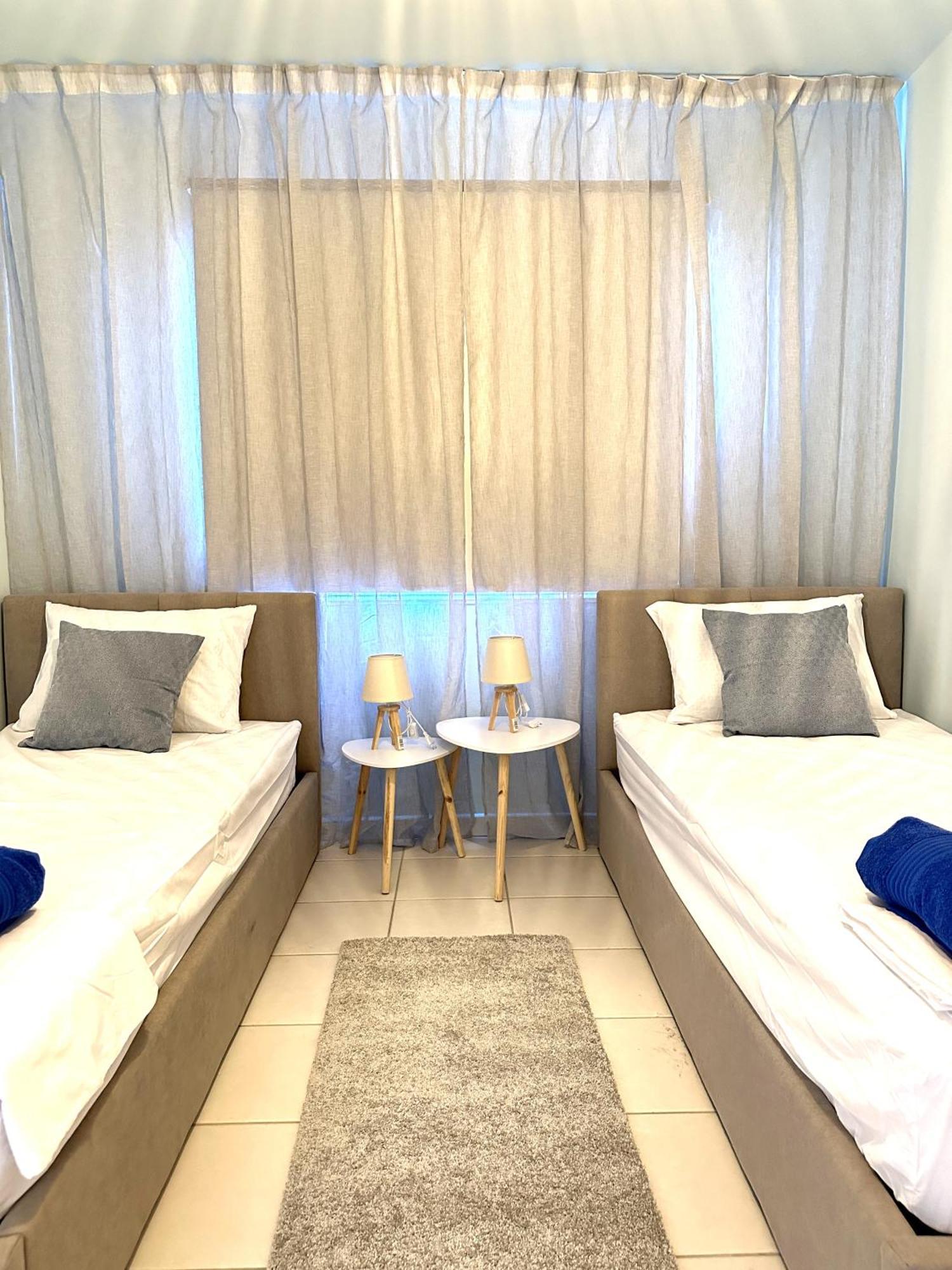 Apartment H&o Golden Sun *